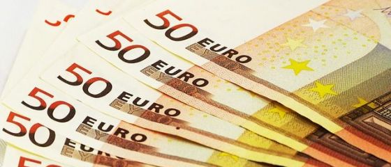 Romania vrea sa se imprumute din nou in euro. Finantele pregatesc o emisiune de eorobonduri, cu maturitate de peste zece ani