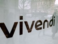
	Vivendi vinde operatorul francez de telefonie SFR (9000 de angajati si 21 mil. clienti), intr-o tranzactie de 17 mld. euro
