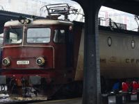 CFR Calatori: 14 trenuri vor circula suplimentar in perioada mini-vacantei de 1 Mai