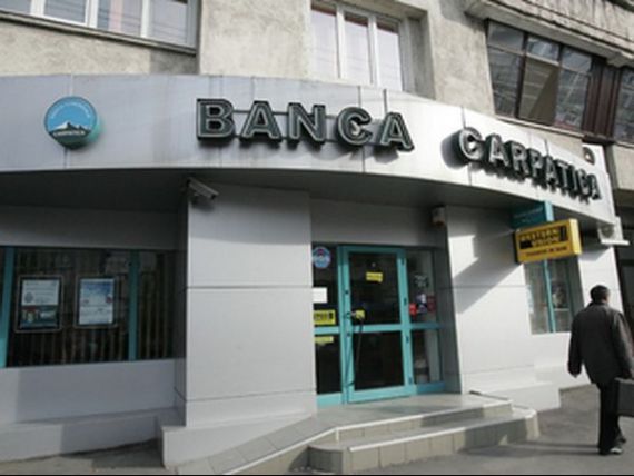 Actionarii Bancii Carpatica analizeaza o posibila fuziune