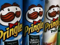 Kellogg s a devenit al doilea producator de snacks-uri, dupa PepsiCo, dupa achizitionarea brandului de cartofi Pringles