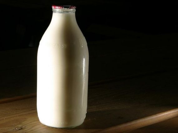 Romania a importat cu 20% mai putin lapte de vaca, anul trecut. Productia de lactate a crescut cu pana la 15%