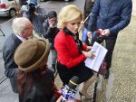 Urmarirea penala pentru santaj in urma plangerii depuse de senatorul Gabriela Firea, suspendata pentru ca Basescu are imunitate