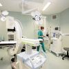 Operatii estetice pe banii statului. Medici de la Spitalul de Arsi din Capitala, suspectati de diagnostic fals, inselaciune si luare de mita