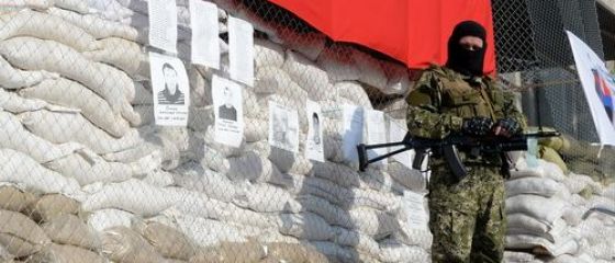 CRIZA din Ucraina. Militanti separatisti prorusi au ocupat televiziunea regionala de la Donetk. Observatori OSCE, luati ostatici, dintre care unul a fost eliberat
