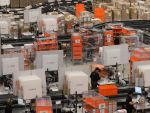 Managerii companiilor vad tendinte de crestere in industria prelucratoare, constructii si retail