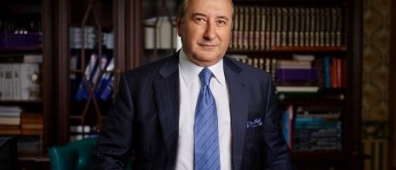 A devenit milionar cu bani imprumutati si cu o rabla de Dacie, cel mai mare proprietar de birouri crede ca ne vom dezvolta ca Polonia si cum va arata Romania cand tu vei fi pensionar