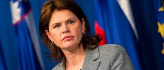 Premierul Sloveniei demisioneaza