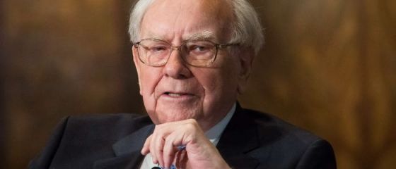 Profitul conglomeratului Berkshire, condus de Warren Buffett, a scazut in primul trimestru