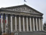 Parlamentarii francezi vor face practica in companii precum L Oreal, Pepsico si Sanofi, pentru a intelege mai bine lumea afacerilor