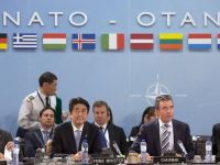 NATO ar putea lua in considerare o prezenta militara permanenta in Europa de Est