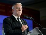 Isarescu: Mi se pare chiar mai greu sa faci afaceri in Romania. Intr-un trimestru am platit 3 mld. lei vechi la stat, aproape ca i-am inchis telefonul in nas contabilului