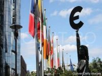 
	Comisia Europeana: &quot;Escaladarea tensiunilor in raport cu Rusia ar putea afecta cresterea economica a unor state UE&quot;
