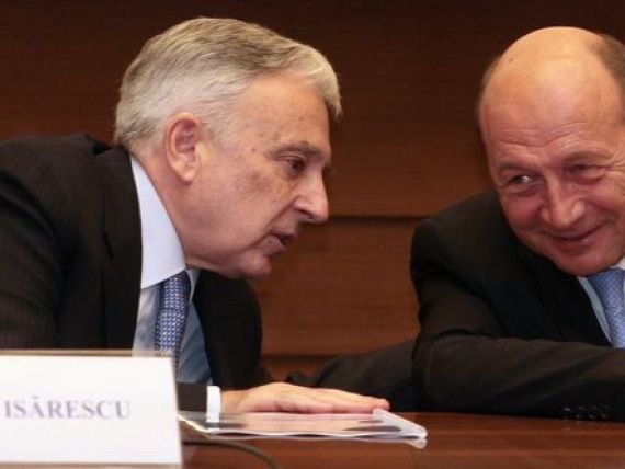Basescu: Nu mi-e mila de Isarescu ca a platit impozitul, pentru ca le stie pe toate, dar spune numai parti