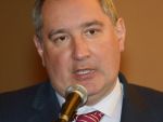 Rogozin ii raspunde lui Basescu: Ma intreb cate pahare a baut inainte sa inchida spatiul aerian pentru avionul nostru