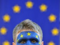 Sondaj CNN: Majoritatea ucrainenilor sustine UE, nu Rusia