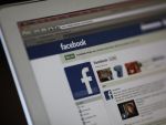 Portretul romanilor online: Isi incep ziua intrand pe internet de pe telefon, scriu pe bloguri si folosesc noile tehnologii. Trei sferturi acceseaza retelele de socializare
