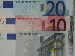 Refrenul economia duduie revine in actualitate, scoala din Romania care te plateste sa inveti si iti asigura un job dupa absolvire si cine si cu cat garanteaza pentru asigurarile de cutremur si inundatie