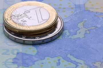 Romania, prima la crestere economica in UE, urmata de Polonia, tara care nu a intrat in criza. Statele non-euro trag in sus economia intregului bloc comunitar