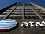 AT T preia Direct TV. O noua mega-fuziune pe piata americana de pay-TV: 48,5 mld. dolari