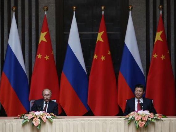 Bloomberg: Putin este intr-o postura diferita fata de era Stalin-Mao, cand Rusia ajuta China