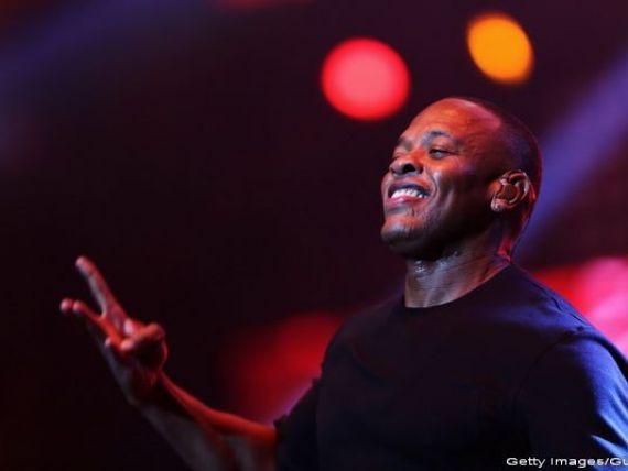 Dr. Dre, cel mai bogat rapper din lume, dupa ce Apple a cumparat Beats Electronics cu 3 mld. dolari
