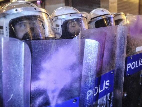 Istanbulul este pe picior de razboi, la un an de la revolta din parcul Gezi