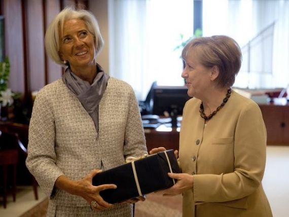 Reuters: Angela Merkel, cea mai puternica femeie din lume, o vrea pe Christine Lagarde sefa peste Europa. Directorul FMI, in carti pentru preluarea presedintiei CE