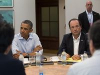 Hollande ia cina de doua ori joi seara pentru ca Putin si Obama sa nu se intalneasca
