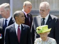 Barack Obama si Vladimir Putin s-au intalnit pentru o discutie privata in Normandia