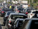 Revolta soferilor de taxi i-a imbogatit pe creatorii Uber peste noapte. Inscrierile in aplicatia de smartphone au crescut cu 850% intr-o zi