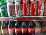 Coca Cola verde. Compania lanseaza in Marea Britanie o bautura racoritoare cu putine calorii, pentru combaterea obezitatii