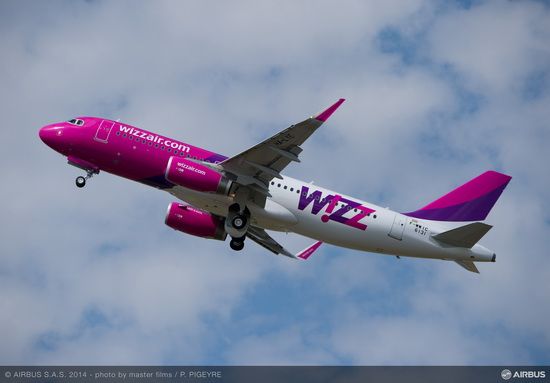 Wizz Air se dezvolta masiv in afara Bucurestiului. Anunta noi curse din Timisoara si Cluj si isi extinde flota cu doua aeronave Airbus A320