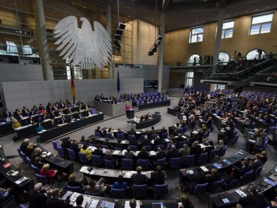 Parlamentul german a aprobat al treilea plan de asistenta financiara pentru Grecia, de 86 mld. euro. Obstacolul de care se loveste acum Atena