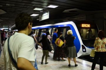 Metrorex a introdus in circulatie noile trenuri cumparate pentru 97 mil. euro. Cum arata si ce nume au. FOTO