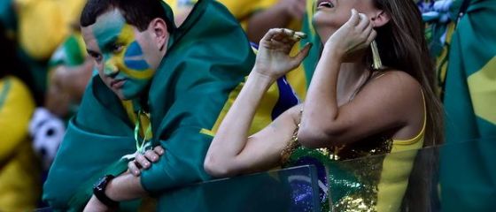 Brazilia-Germania 1-7: 90 de minute care au daramat o natiune sau cum un meci poate zgudui economia si poate schimba presedintele in tara care traieste si moare pentru fotbal