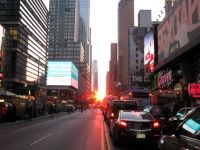 Manhattan-henge, spectacolul oferit de soare, care a uimit new-york-ezii si turistii