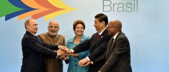 Statele BRICS sparg hegemonia Occidentului. Tarile emergente vor o banca de dezvoltare si un fond de rezerva, ca alternativa la BM si FMI