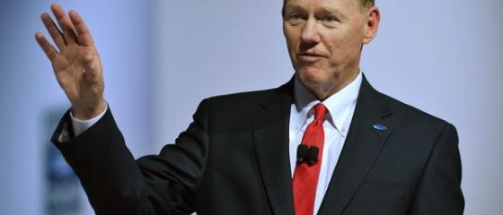 Google intareste proiectul masinii autonome. Il aduce in bord pe fostul sef Ford Alan Mullaly