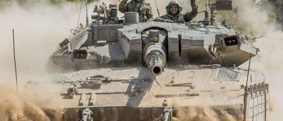 Cel putin 120 de palestinieni, ucisi duminica in Fasia Gaza. 13 militari israelieni, morti