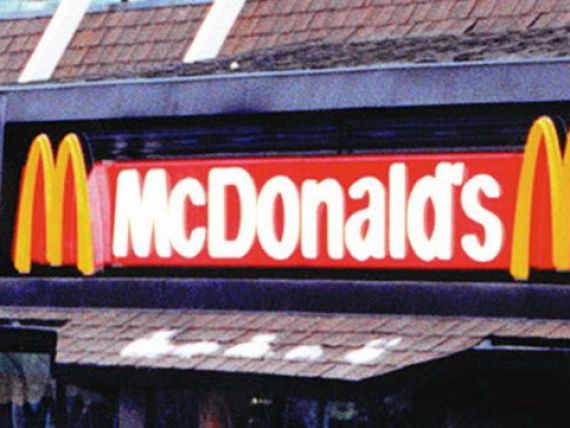 McDonald rsquo;s a redeschis un restaurant in Piata Puskin din Moscova, inchis acum 3 luni de autoritati