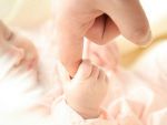 Ministrul Muncii anunta ca mamele aflate in concediul de crestere a copilului ar putea obtine si ale venituri, pe langa indemnizatie, muncind de acasa