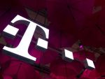 Profitul net al Deutsche Telekom a crescut cu 34% in trimestrul al doilea, la 711 milioane euro. T-Mobile, asul din menca al nemtilor