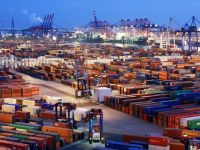 Deficitul comercial a depășit 7,5 mld. euro la șapte luni. Jumătate din exporturile României sunt mașini și echipamente de transport