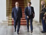 Parisul trece la austeritate. Hollande instaleaza un nou Cabinet, in care portofoliul Economiei este preluat de catre un fost bancher de orientare liberala