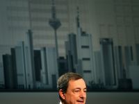 
	BCE, gata sa-si ajusteze politica monetara, in sensul finantarii bancilor, pentru a incuraja acordarea de credite catre consumatori si companii
