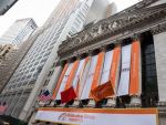 Listarea secolului la New York. Alibaba a atras 21,8 mld. dolari, cea mai mare suma obtinuta vreodata de o companie pe bursa americana. Capitalizarea grupului: 227,9 mld. dolari. A depasit Facebook