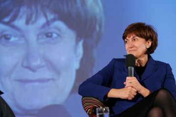 Una dintre cele mai puternice femei din Romania, cu capul plecat in fata judecatorilor. Fosta sefa SIVECO a achitat o parte din prejudiciul de 3 mil. euro catre stat