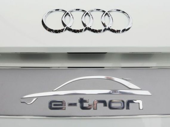 Audi va crea o tehnologie care permite masinilor sa ruleze singure in traficul aglomerat din orase