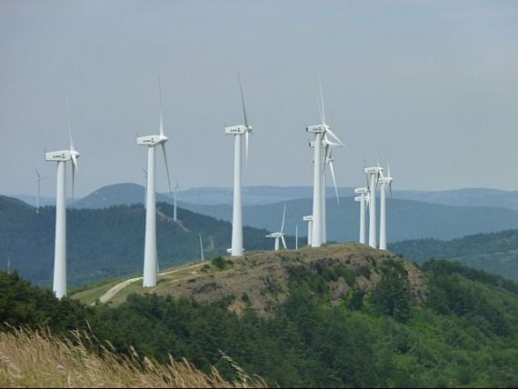 Germania contribuie cu 4 milioane de euro la construirea unui parc eolian in Romania